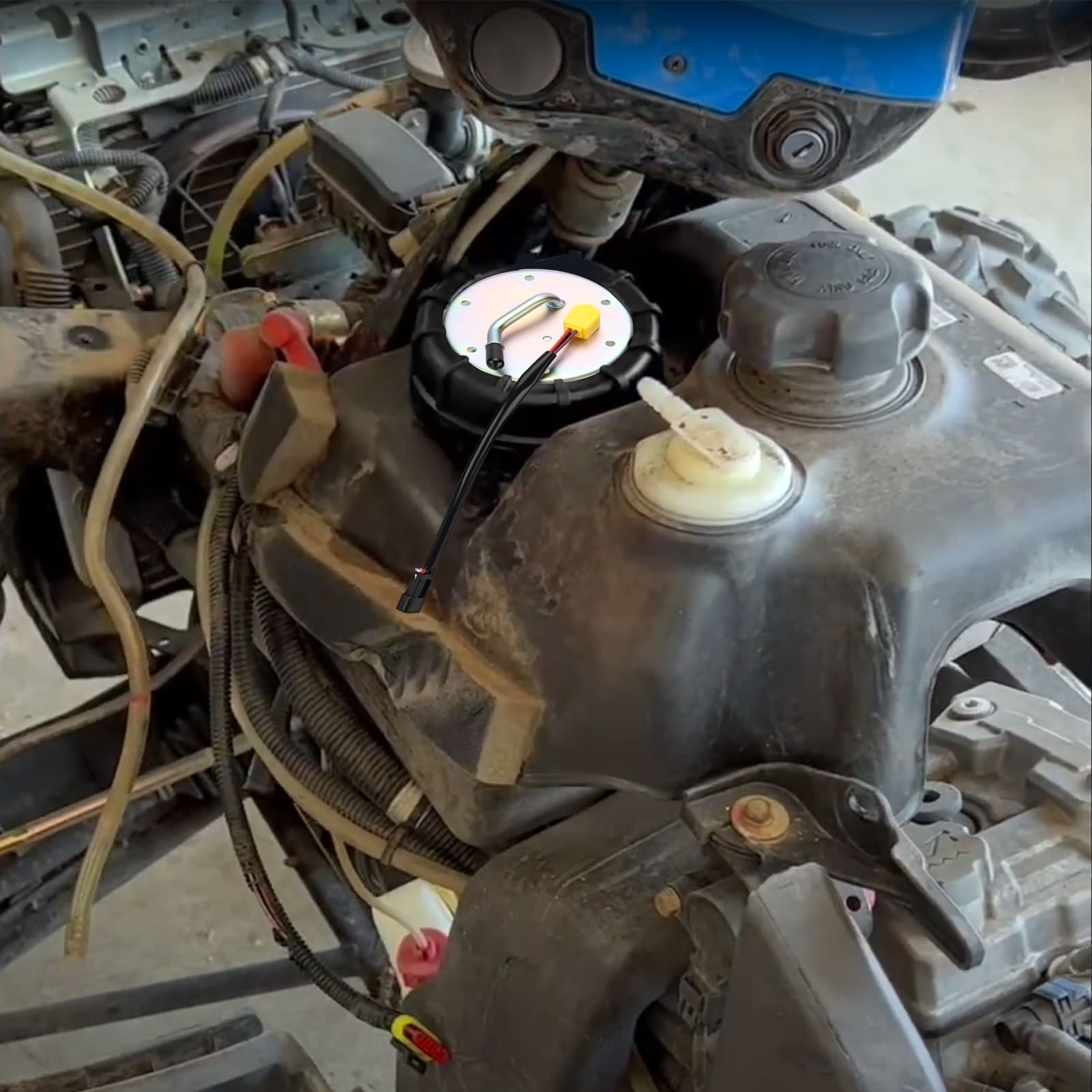 Fuel Pump Assembly for Polaris Sportsman 500 700 800 2004-2008 47-1041 2520502 22520437